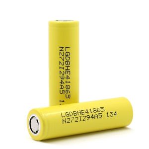 LG HE4 18650 (2500mAh, 35А) ― Дымка невредимка